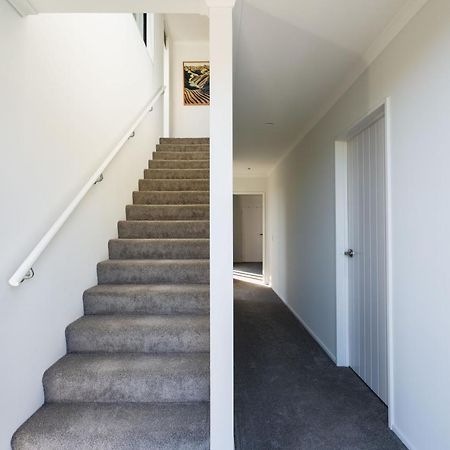 Modern Family Friendly Getaway Villa Dunedin Luaran gambar
